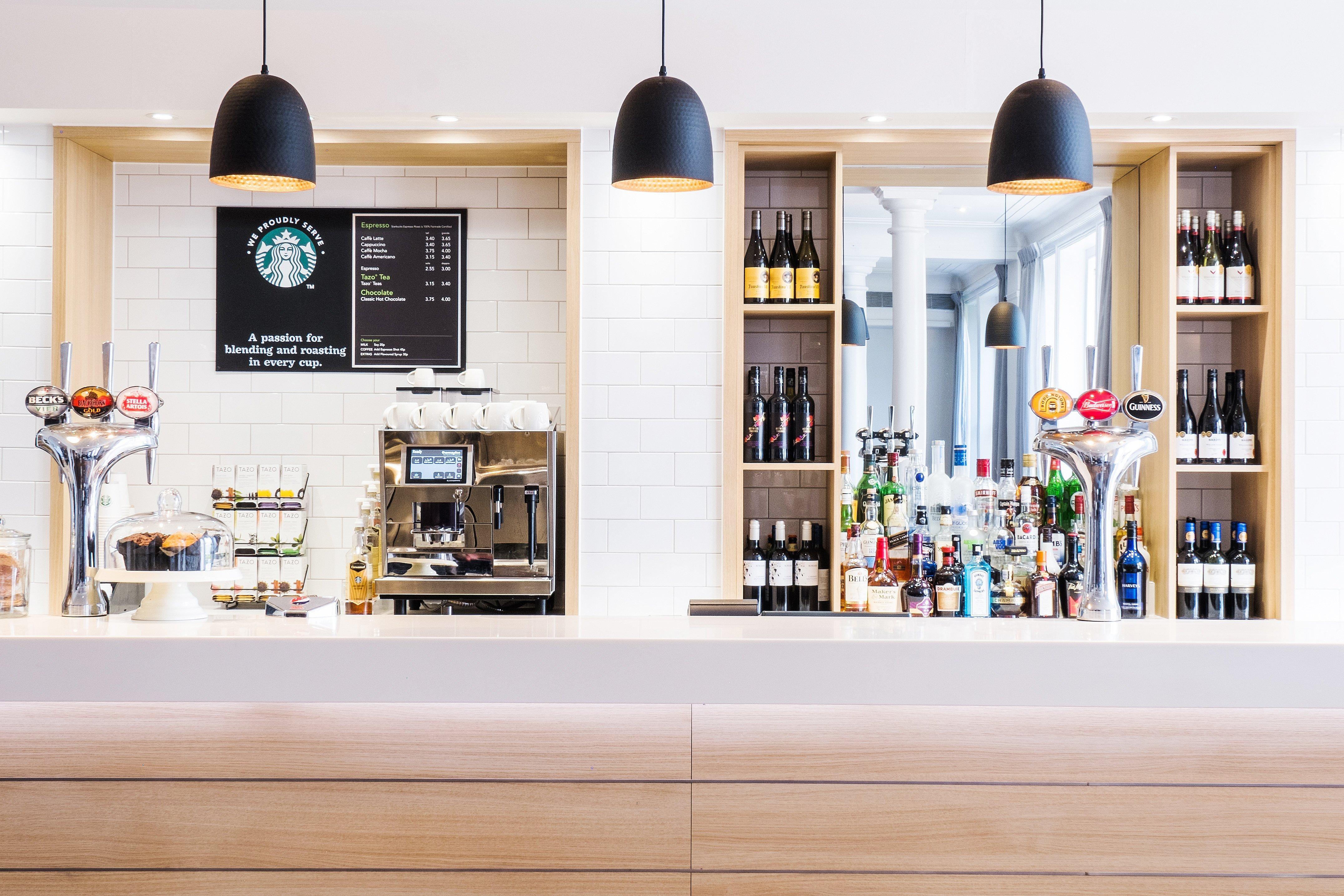 Holiday Inn Farnborough By Ihg Экстерьер фото