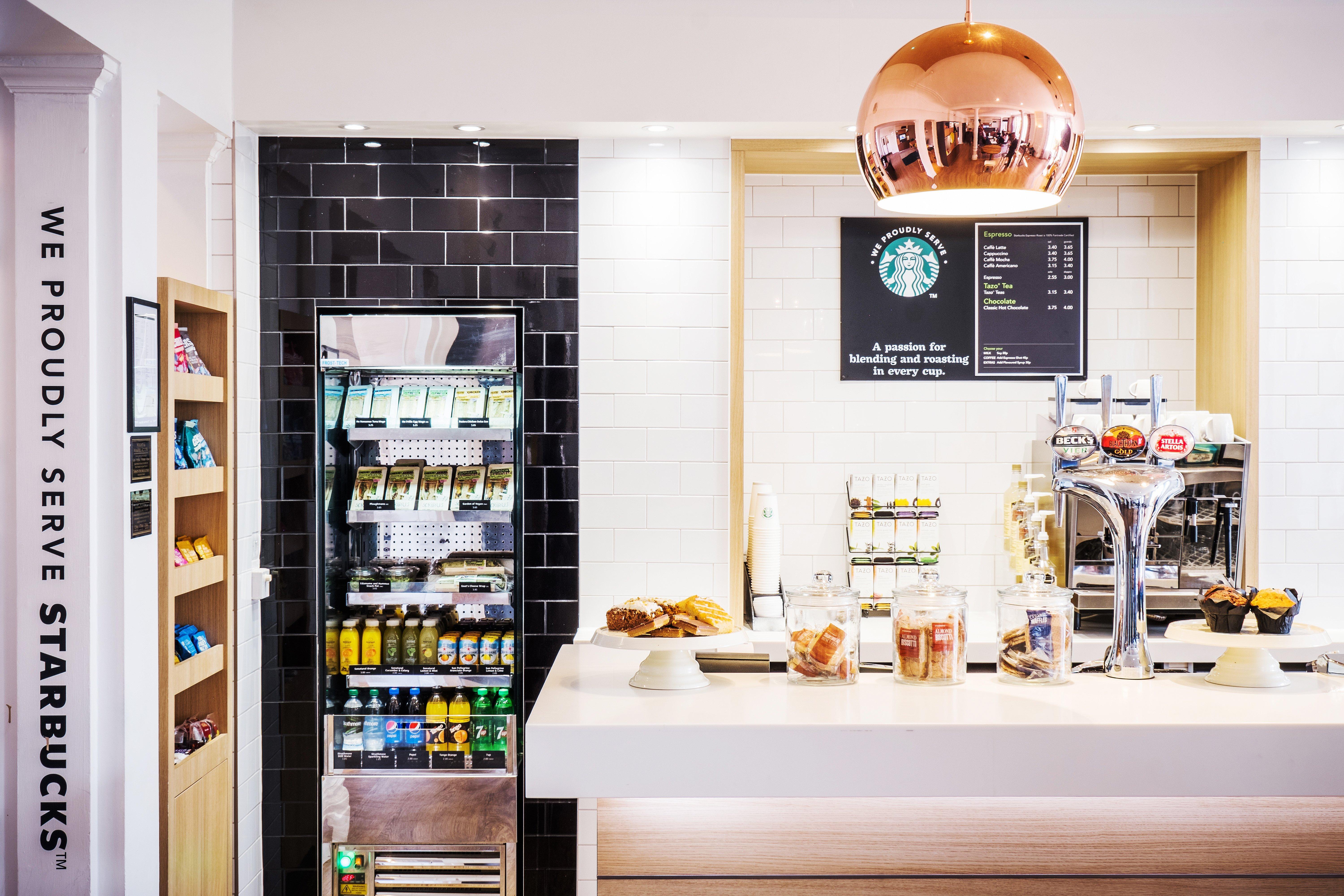 Holiday Inn Farnborough By Ihg Экстерьер фото